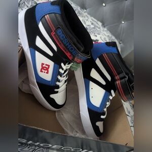 DC Pure High Top EV youth size 7
